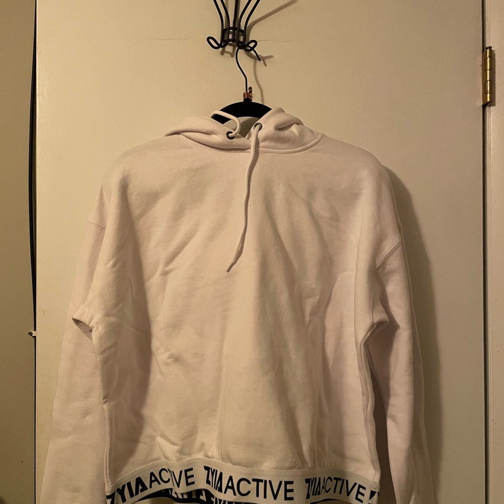 ZYIA White Hoodie Sweatshirt Classic Design